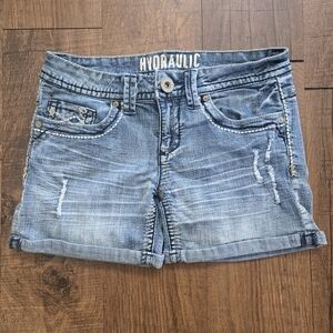 Hydraulic Cuffed/Distressed Jean Shorts Size 7/8 - 000